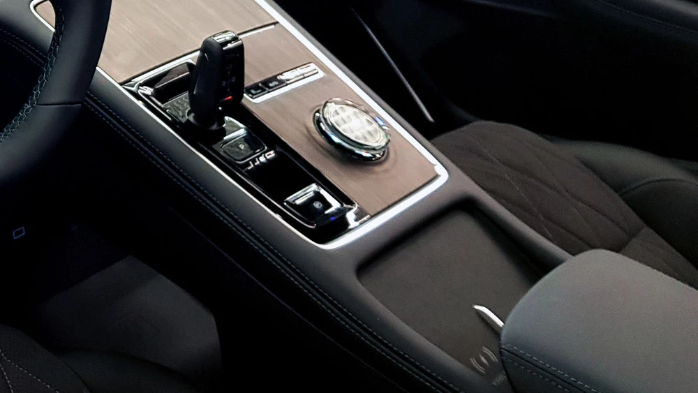 Geely Monjaro рестайлинг 2026